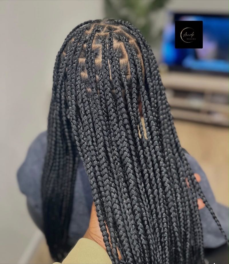 Knotless Braids by Annel’s Beauty House